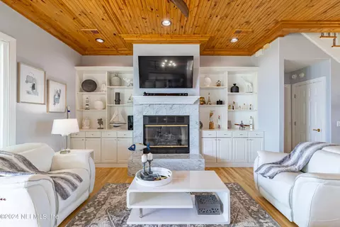 Living - 841 S County Road 13, Saint Augustine, FL 32092 photo 6 of 6