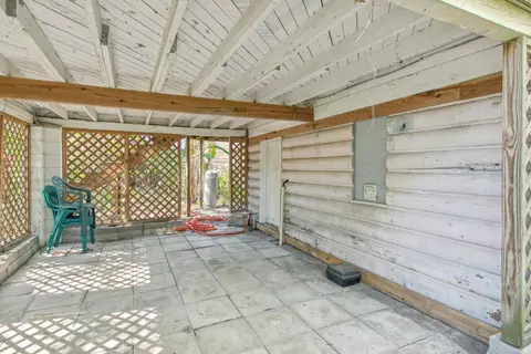 Exterior - 31 33 Magnolia Dr, Saint Augustine, FL 32080 photo 17 of 26