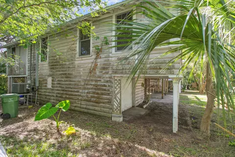 Exterior - 31 33 Magnolia Dr, Saint Augustine, FL 32080 photo 10 of 26