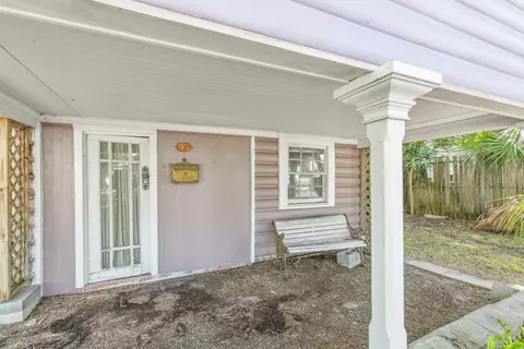 Exterior - 31 33 Magnolia Dr, Saint Augustine, FL 32080 photo 7 of 26