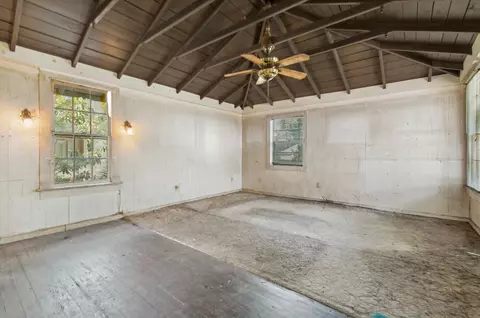 Bedroom - 31 33 Magnolia Dr, Saint Augustine, FL 32080 photo 1 of 10