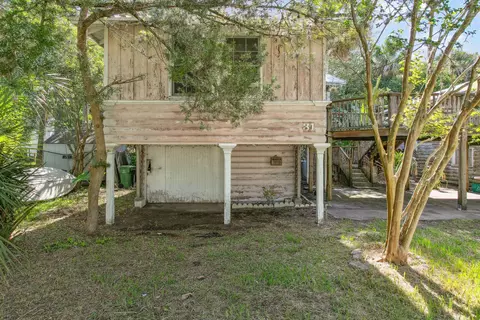 Exterior - 31 33 Magnolia Dr, Saint Augustine, FL 32080 photo 9 of 26