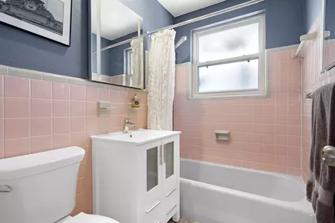 Bath - 78 Surf Dr, Saint Augustine, FL 32080 photo 1 of 2