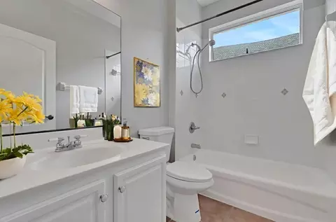 Bath - 644 Casa Fuerta Ln, Saint Augustine, FL 32080 photo 2 of 2
