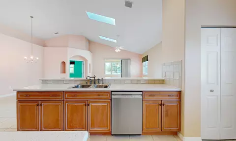 737 Crestwood Dr, Saint Augustine, FL 32086 photo 13