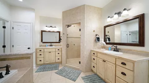 Bath - 918 Shore Dr, Saint Augustine, FL 32086 photo 8 of 10