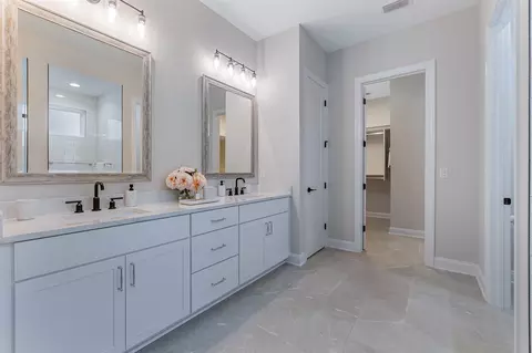 Bath - 233 Yorkshire Dr, Saint Augustine, FL 32092 photo 1 of 7