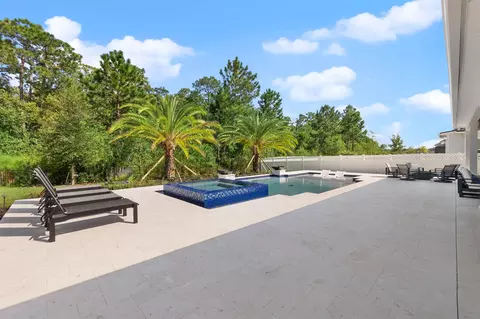 Exterior - 233 Yorkshire Dr, Saint Augustine, FL 32092 photo 9 of 16