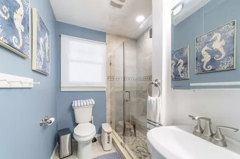 Bath - 26 Rio Vista Dr, Saint Augustine, FL 32084 photo 1 of 4