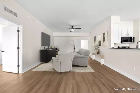 Living - 620 Shores Blvd, Saint Augustine, FL 32086 photo 8 of 10