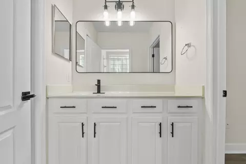 Bath - 620 Shores Blvd, Saint Augustine, FL 32086 photo 6 of 7