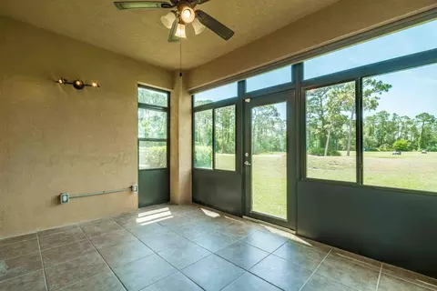 Exterior - 620 Shores Blvd, Saint Augustine, FL 32086 photo 4 of 13