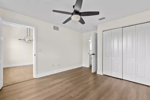 Bedroom - 620 Shores Blvd, Saint Augustine, FL 32086 photo 10 of 15