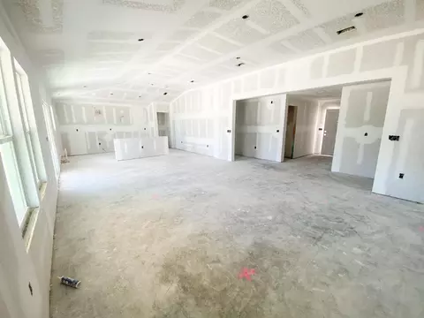 Living - 856 San Antonio Dr, Saint Augustine, FL 32086 photo 1 of 1