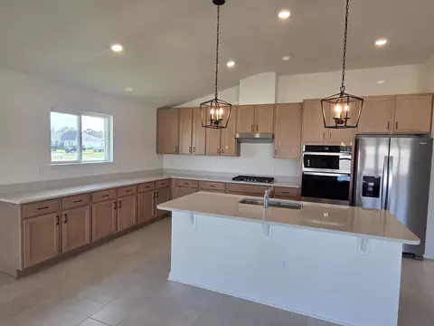 249 Vera Pl, Saint Augustine, FL 32086 photo 2
