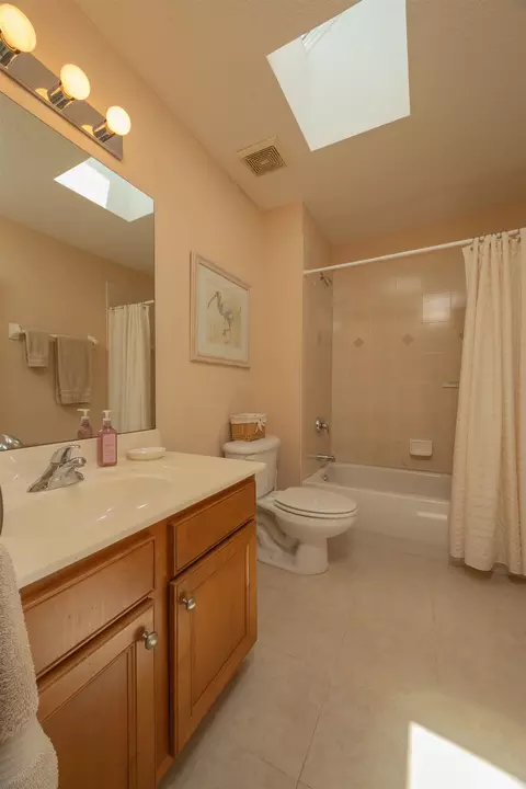 Bath - 132 Adela St, Saint Augustine, FL 32086 photo 7 of 7