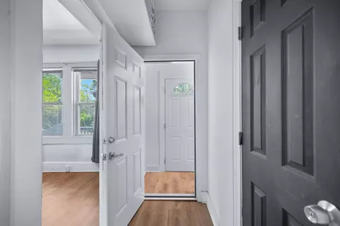 Entry Way - 604 W King St, Saint Augustine, FL 32084 photo 1 of 4