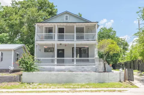 Exterior - 604 W King St, Saint Augustine, FL 32084 photo 2 of 6