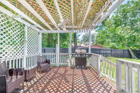 Exterior - 604 W King St, Saint Augustine, FL 32084 photo 4 of 6