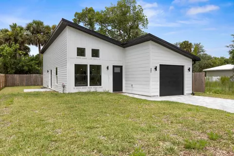 441 S Woodlawn St, Saint Augustine, FL 32084