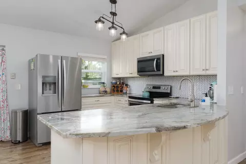133 Mohegan Rd, Saint Augustine, FL 32086 photo 9