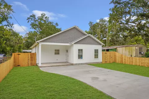 3520 Begonia St, Saint Augustine, FL 32084 photo 2