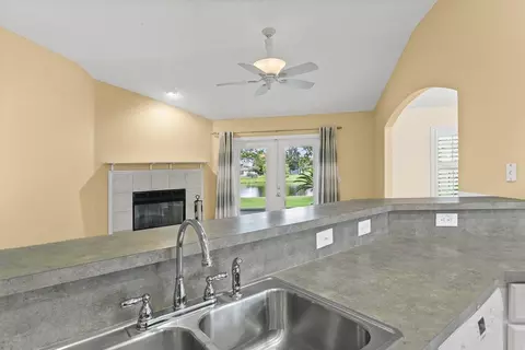 1005 Oak Arbor Cir, Saint Augustine, FL 32084 photo 11