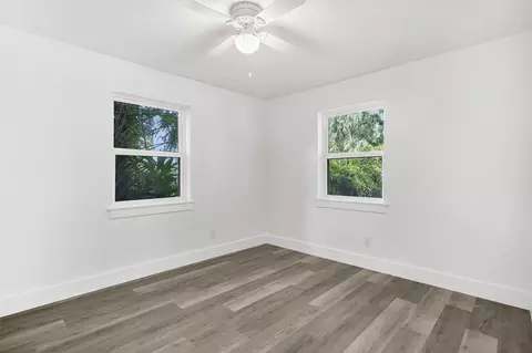 Bedroom - 13 Oak St, Saint Augustine, FL 32084 photo 6 of 7
