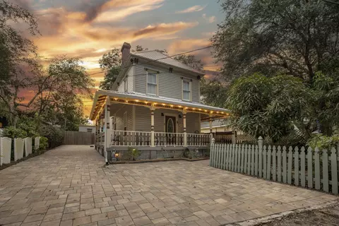 Exterior - 20 Davis St, Saint Augustine, FL 32084 photo 1 of 15
