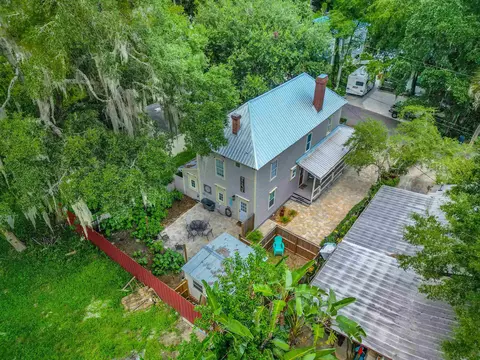 Exterior - 20 Davis St, Saint Augustine, FL 32084 photo 4 of 15