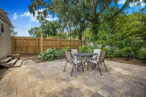 Exterior - 20 Davis St, Saint Augustine, FL 32084 photo 9 of 15