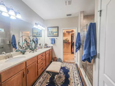 Bath - 835 E Watson Rd, Saint Augustine, FL 32086 photo 1 of 6