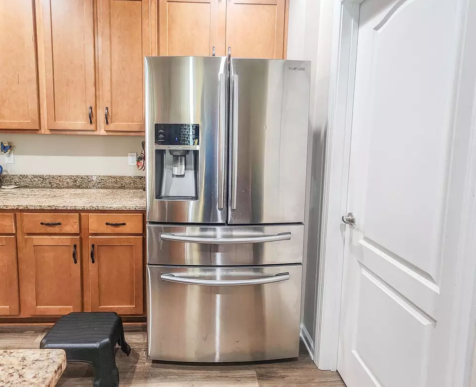 Entry Way - 835 E Watson Rd, Saint Augustine, FL 32086 photo 1 of 2