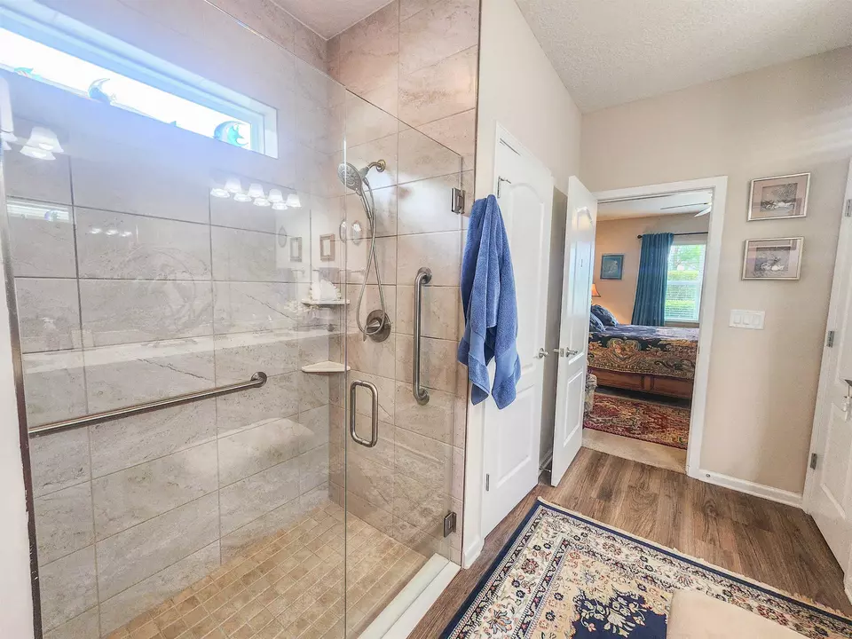 Bath - 835 E Watson Rd, Saint Augustine, FL 32086 photo 4 of 6