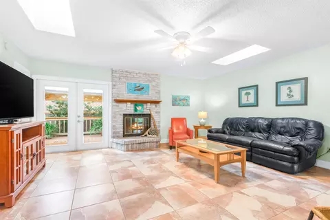 3970 Myrtle St, Saint Augustine, FL 32084 photo 5