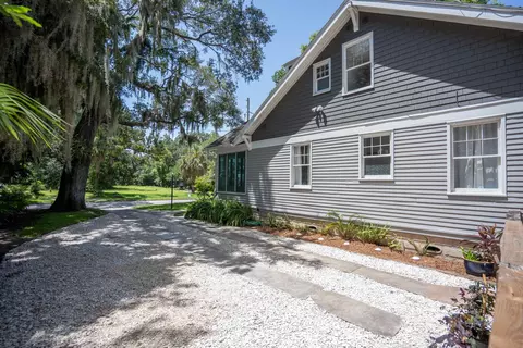 Exterior - 22 Bay View Dr, Saint Augustine, FL 32084 photo 7 of 17