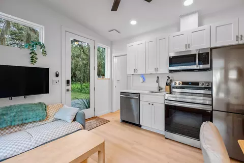 156 N Saint Johns St, Saint Augustine, FL 32084 photo 9