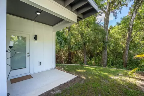 156 N Saint Johns St, Saint Augustine, FL 32084 photo 3
