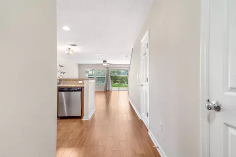 225 E Pisa Pl, Saint Augustine, FL 32084 photo 7