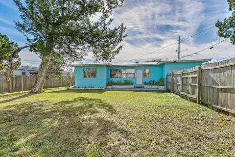 Exterior - 102 Carver St, Saint Augustine, FL 32080 photo 5 of 12
