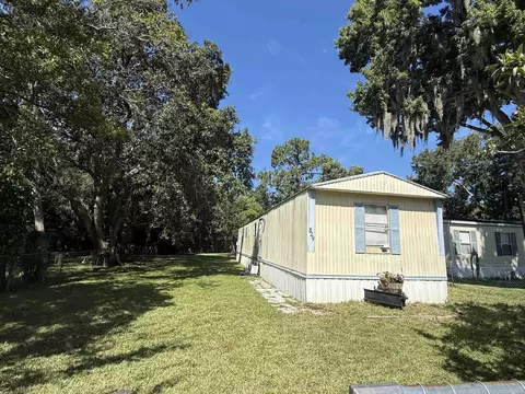 829 Oakes Ave, Saint Augustine, FL 32084 photo 2