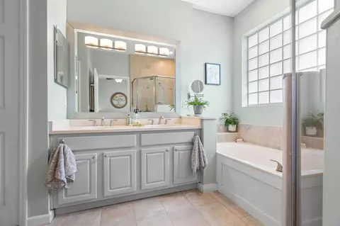 Bath - 101 Augusta Cir, Saint Augustine, FL 32086 photo 1 of 3