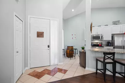 Entry Way - 101 Augusta Cir, Saint Augustine, FL 32086 photo 1 of 2