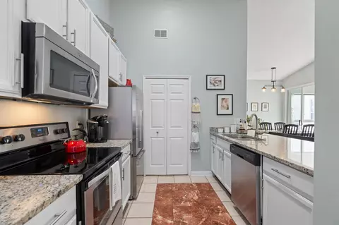 Kitchen - 101 Augusta Cir, Saint Augustine, FL 32086 photo 4 of 5