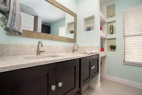 Bath - 4502 Shore Dr, Saint Augustine, FL 32086 photo 3 of 4