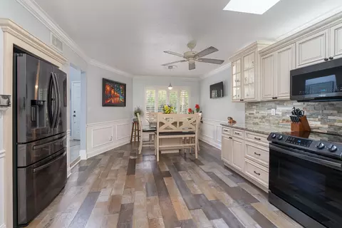 Kitchen - 4502 Shore Dr, Saint Augustine, FL 32086 photo 5 of 5