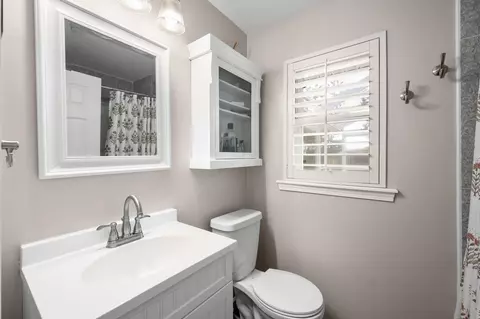 Bath - 5454 2nd St, Saint Augustine, FL 32080 photo 3 of 5