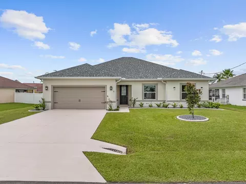 5 Fifer Ln, Palm Coast, FL 32137