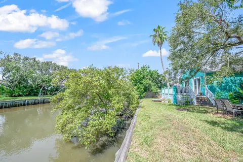 Exterior - 231 Majorca Rd, Saint Augustine, FL 32080 photo 4 of 7