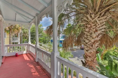 Exterior - 40 Abbott, Saint Augustine, FL 32084 photo 10 of 16